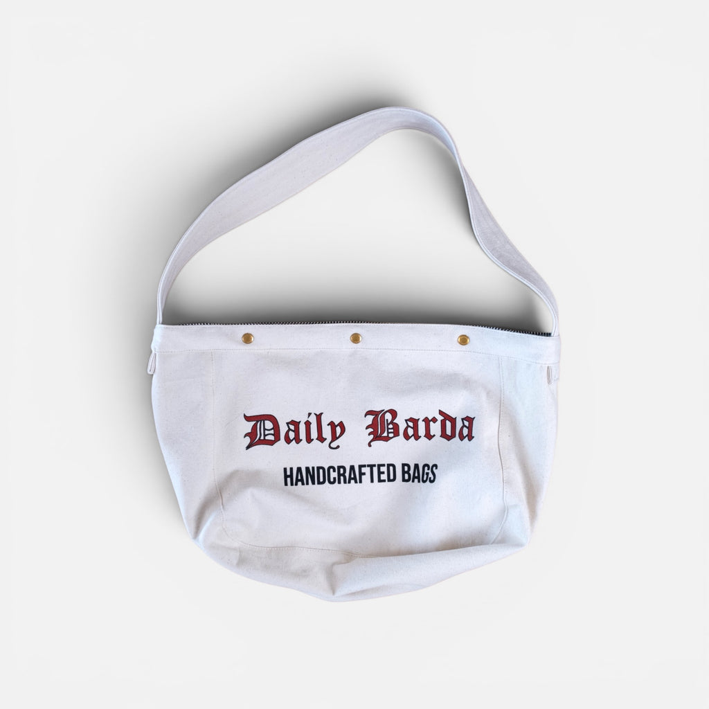 BA04 - The Newspaper Bag Rouge